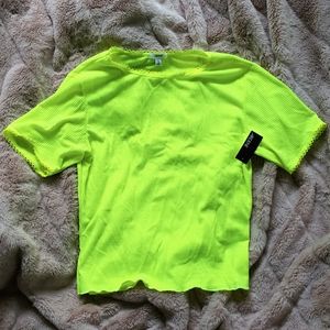 🟢 Turbo Neon Green Frilly Tee